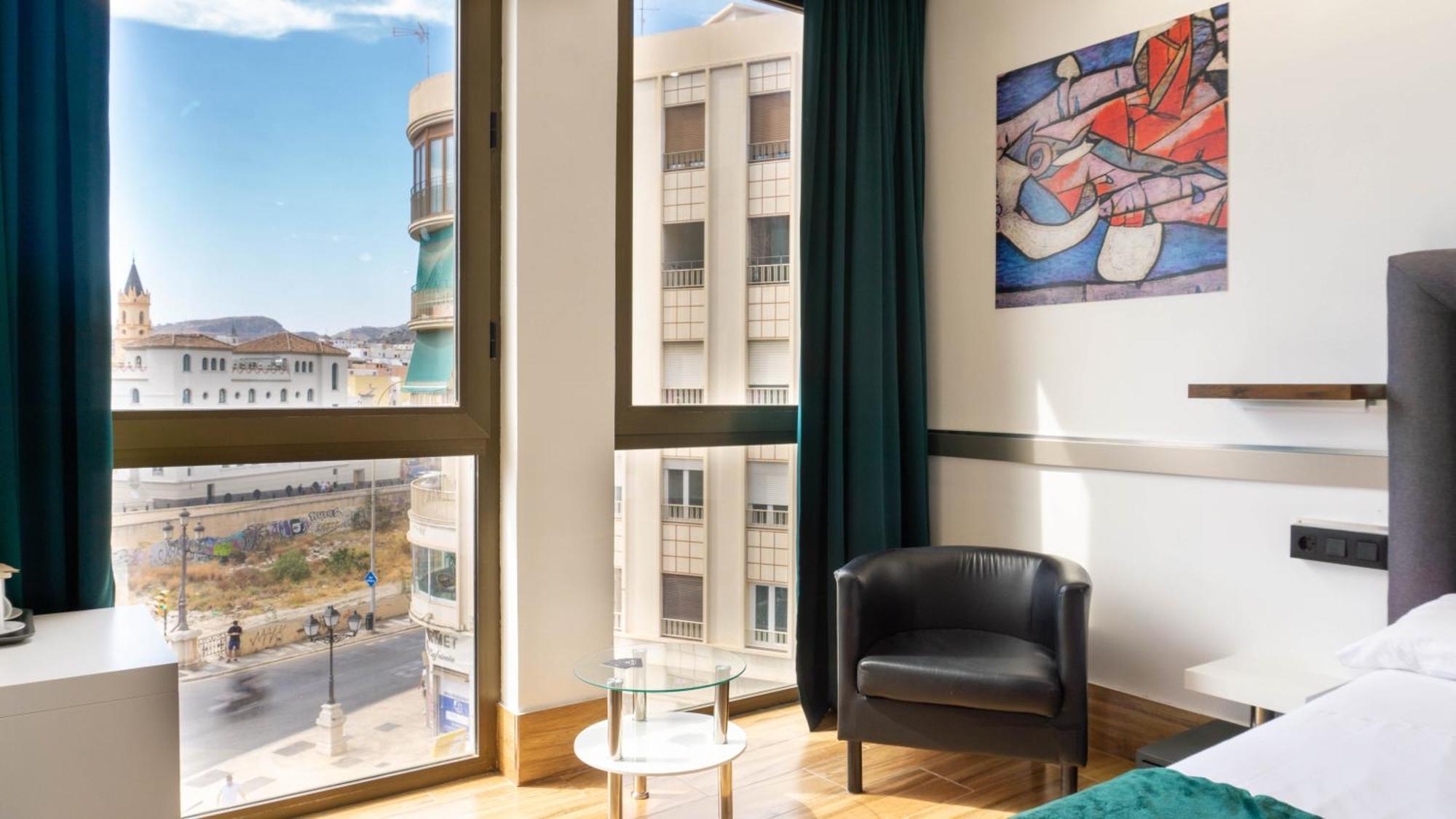 Ilustre Rooms Center Vistas マラガ エクステリア 写真